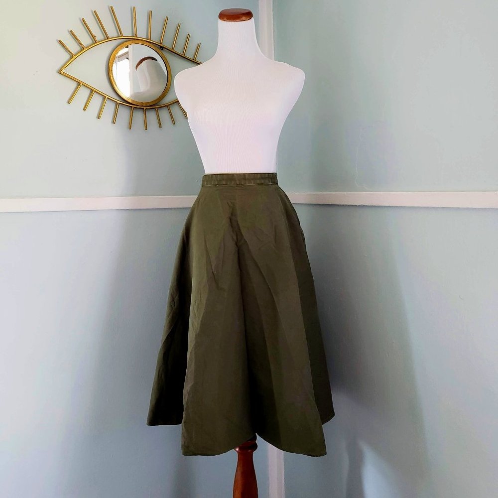 Uniqlo Green Circle Skirt